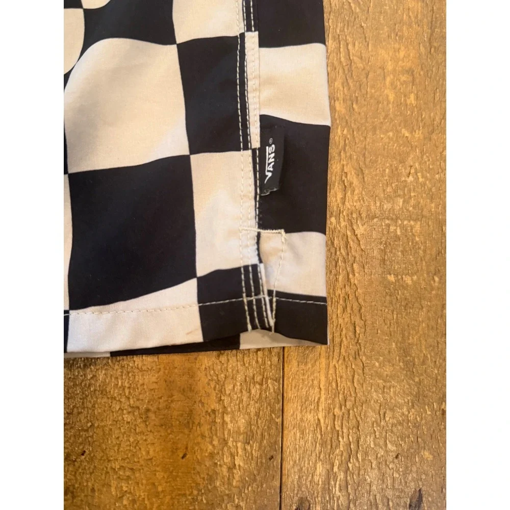 Vans Checkered Surf & Street Bundle Boardshorts + Classic Vans Like new M12 M38